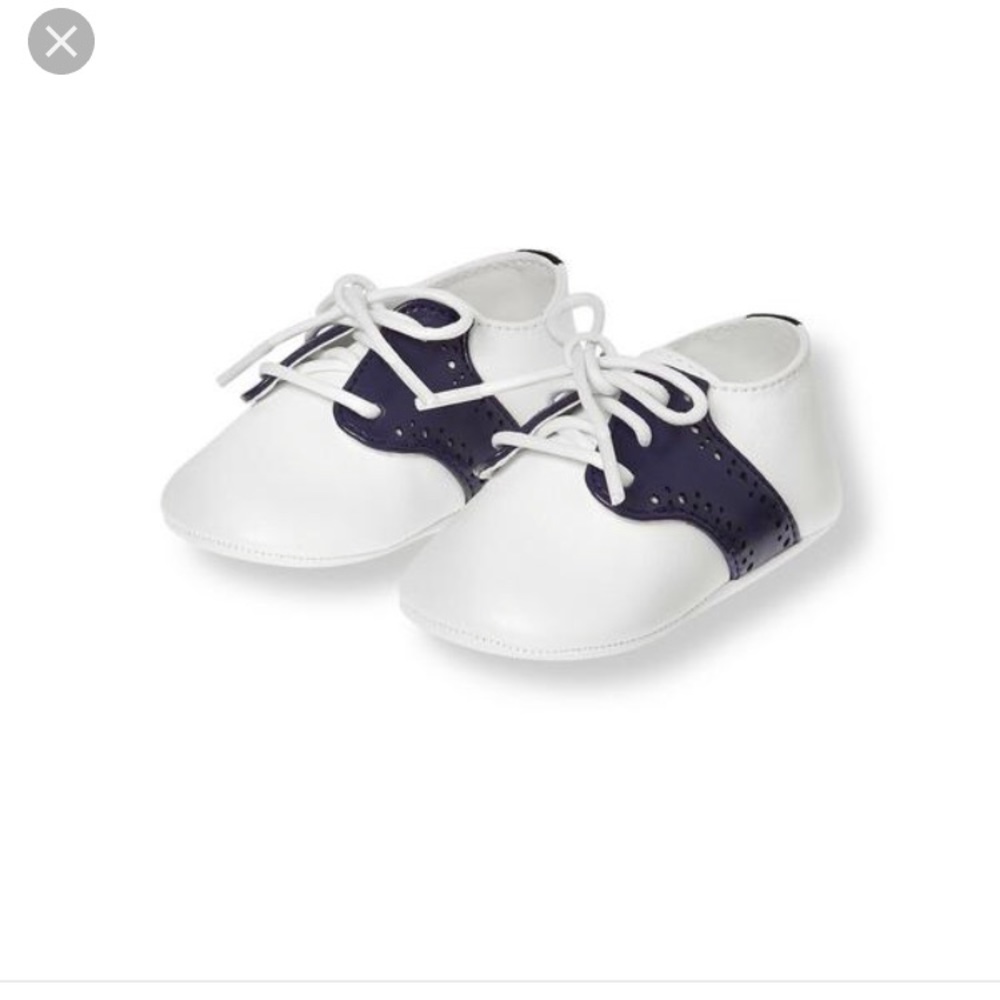 Crib shoes